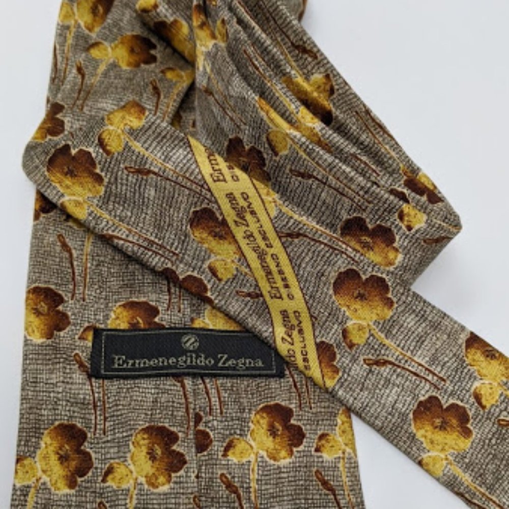 Ermenegildo Zegna Esclusivo silk tie made in Italy
